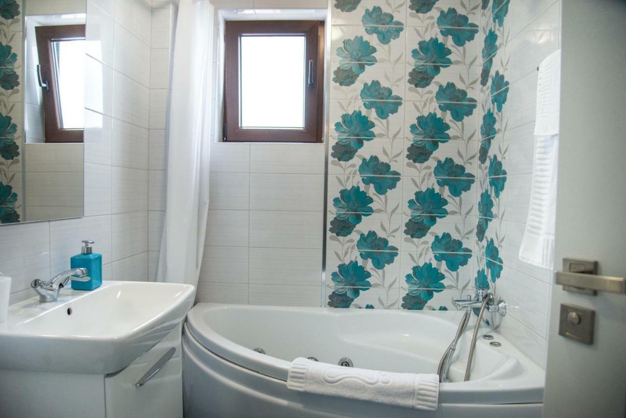 Adma Apartments Sibiu Esterno foto